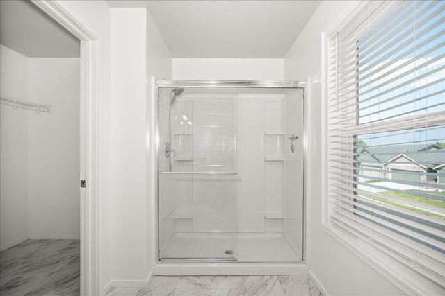8006 S FRUITVALE Ln, Cheney, WA 99004