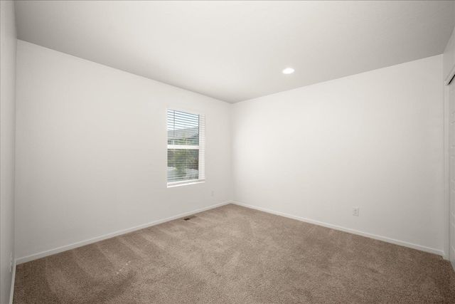 8006 S FRUITVALE Ln, Cheney, WA 99004