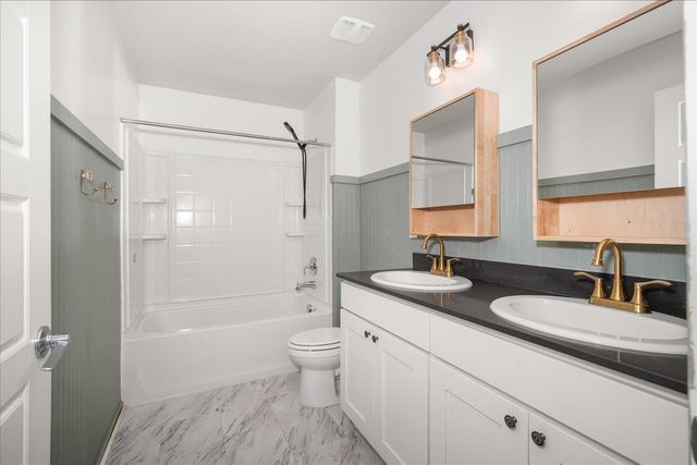 8006 S FRUITVALE Ln, Cheney, WA 99004