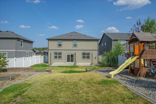 8006 S FRUITVALE Ln, Cheney, WA 99004