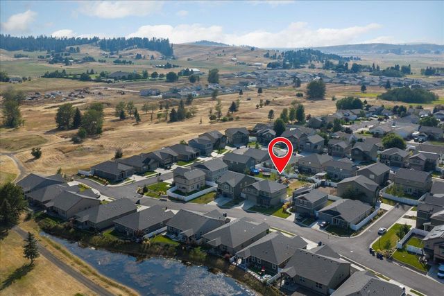 8006 S FRUITVALE Ln, Cheney, WA 99004