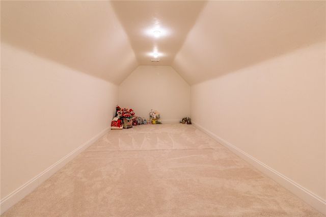 1010 Country Club Rd, Penn Twp, PA 15644