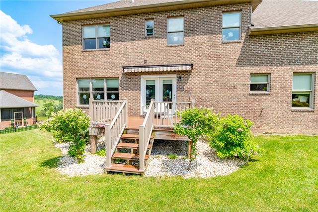 1010 Country Club Rd, Penn Twp, PA 15644