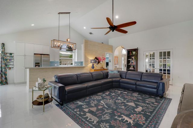 1560 Wilderness Road, West Palm Beach, FL 33409