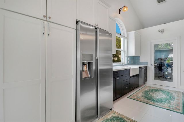1560 Wilderness Road, West Palm Beach, FL 33409