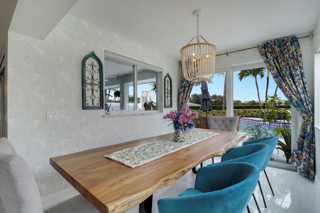 1560 Wilderness Road, West Palm Beach, FL 33409