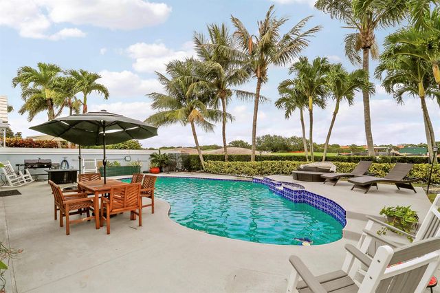1560 Wilderness Road, West Palm Beach, FL 33409