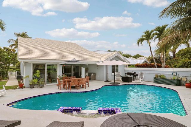 1560 Wilderness Road, West Palm Beach, FL 33409