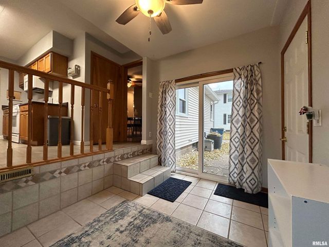 510 16TH Street, Silvis, IL 61282