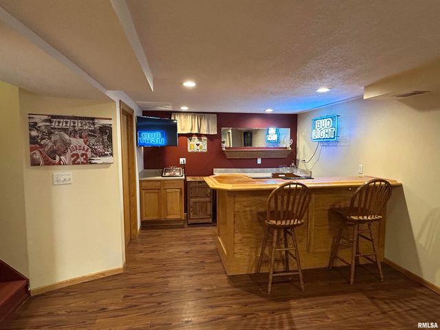 510 16TH Street, Silvis, IL 61282