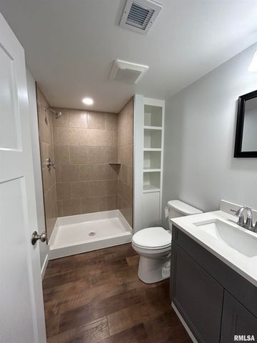 510 16TH Street, Silvis, IL 61282