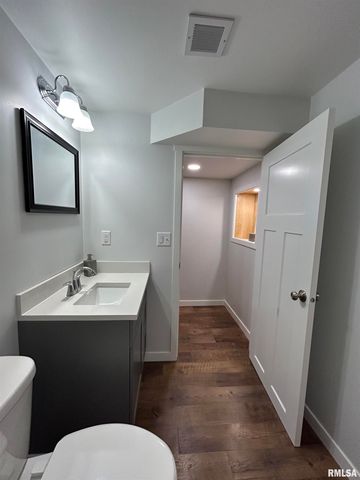 510 16TH Street, Silvis, IL 61282