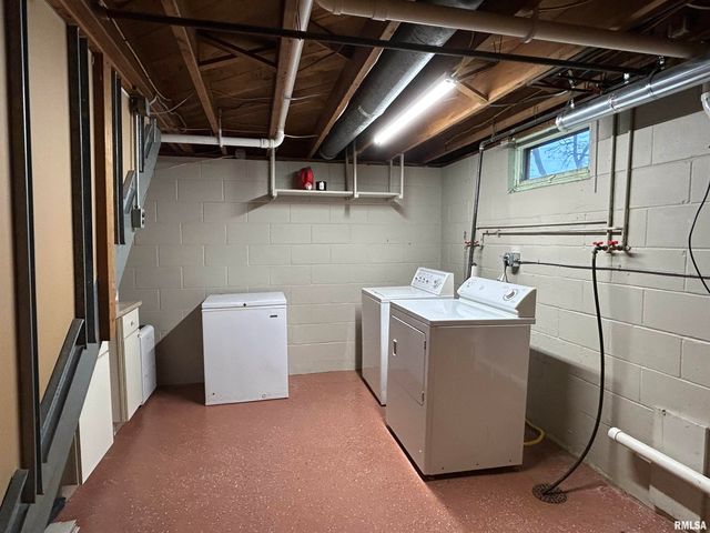 510 16TH Street, Silvis, IL 61282