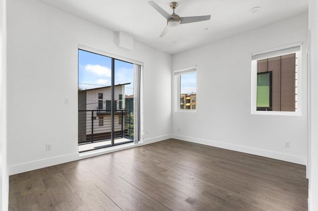 2450 N Garrett Avenue 14, Dallas, TX 75206