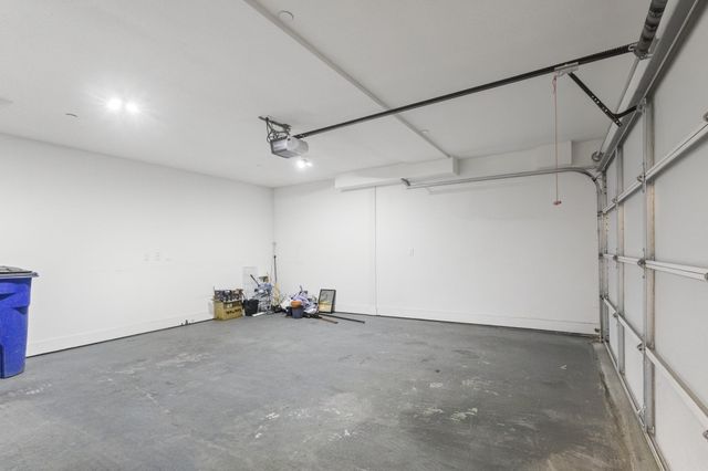 2450 N Garrett Avenue 14, Dallas, TX 75206
