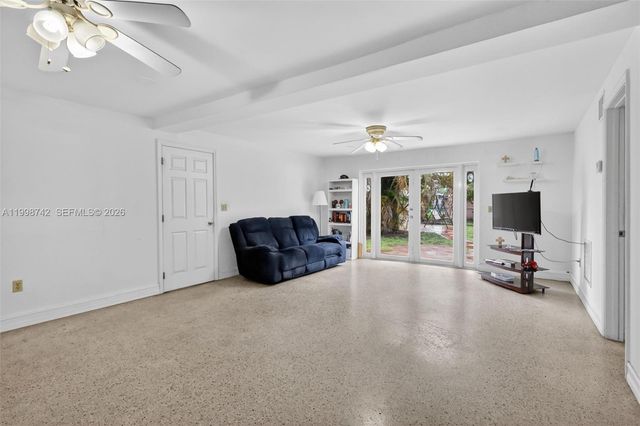 733 W 33rd Street, Hialeah, FL 33012