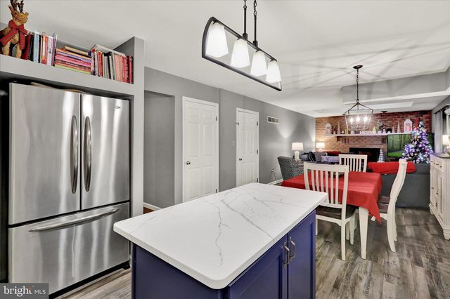 314 FAIRVIEW RD, Reading, PA 19606