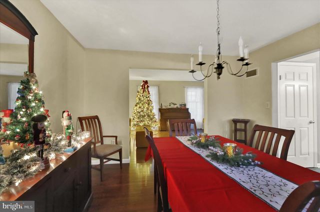 314 FAIRVIEW RD, Reading, PA 19606