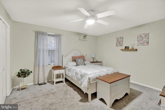 314 FAIRVIEW RD, Reading, PA 19606