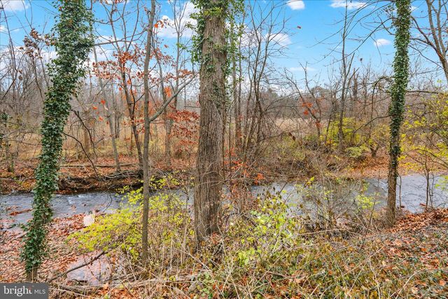 314 FAIRVIEW RD, Reading, PA 19606