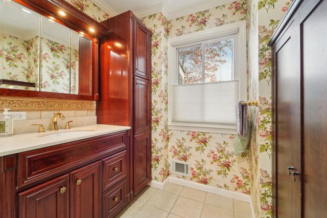 25 Barker Street 302, Mount Kisco, NY 10549