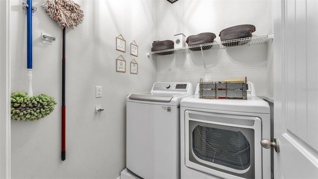 2250 BELLA LUNA CIRCLE, Lakeland, FL 33810