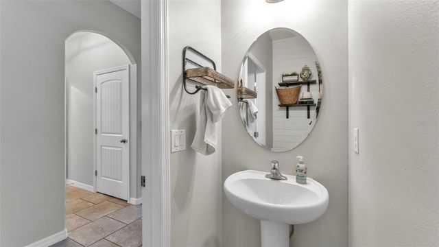 2250 BELLA LUNA CIRCLE, Lakeland, FL 33810