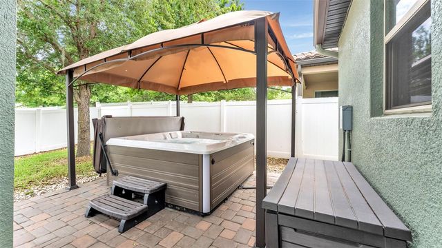 2250 BELLA LUNA CIRCLE, Lakeland, FL 33810