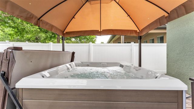 2250 BELLA LUNA CIRCLE, Lakeland, FL 33810