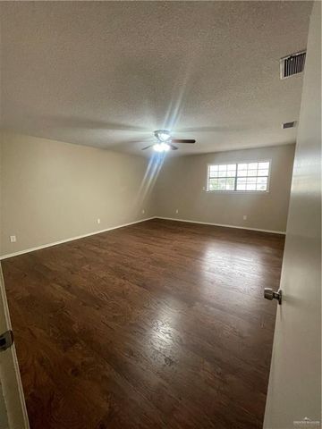 424 Toronto Avenue 31, Mcallen, TX 78503