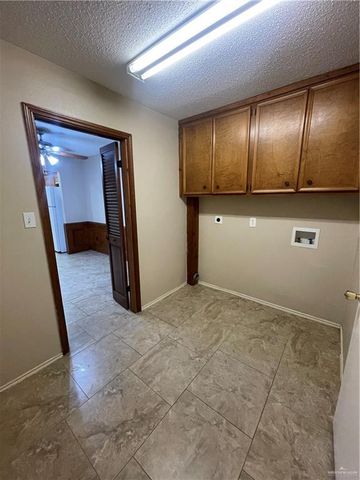 424 Toronto Avenue 31, Mcallen, TX 78503