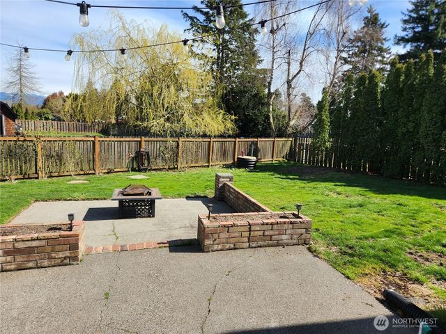 6744 La Bello Drive, Lynden, WA 98264