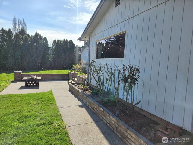 6744 La Bello Drive, Lynden, WA 98264