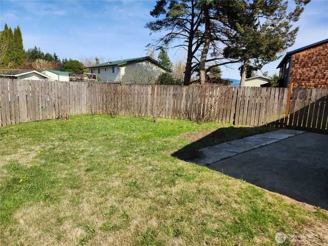 6744 La Bello Drive, Lynden, WA 98264