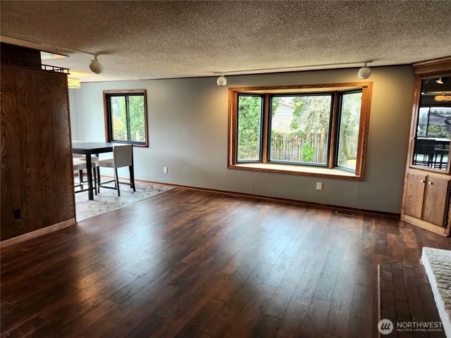 6744 La Bello Drive, Lynden, WA 98264
