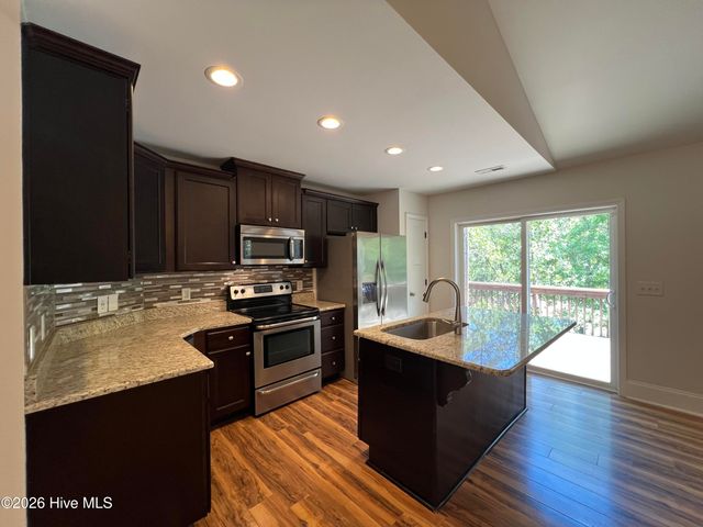 315 Adams Circle, Pinehurst, NC 28374