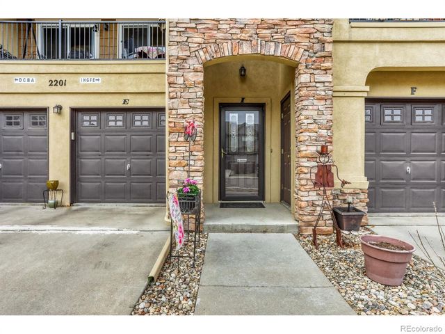 2201 Calais Drive, Longmont, CO 80504