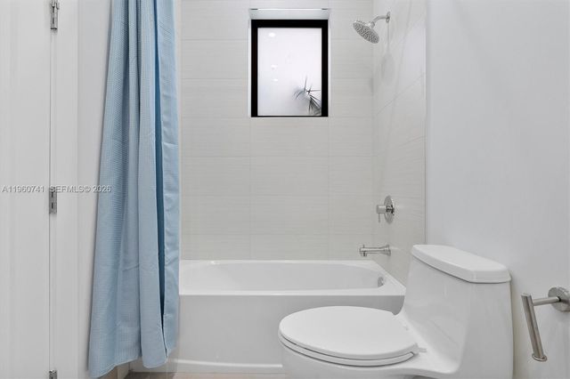 3502 Ashwood Cir N, Hollywood, FL 33312