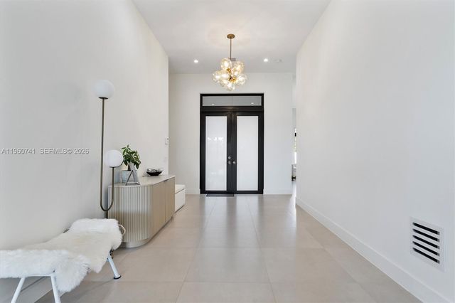 3502 Ashwood Cir N, Hollywood, FL 33312