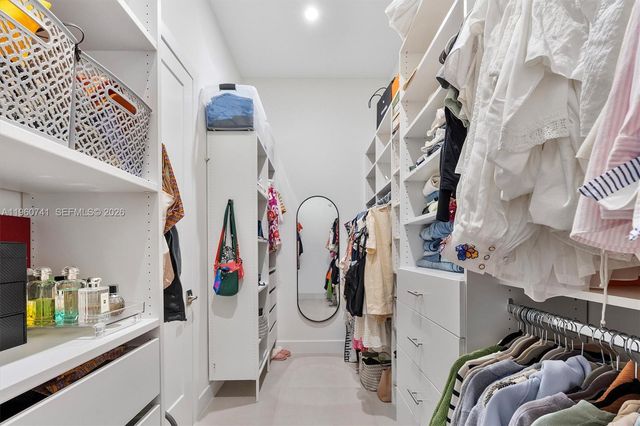 3502 Ashwood Cir N, Hollywood, FL 33312