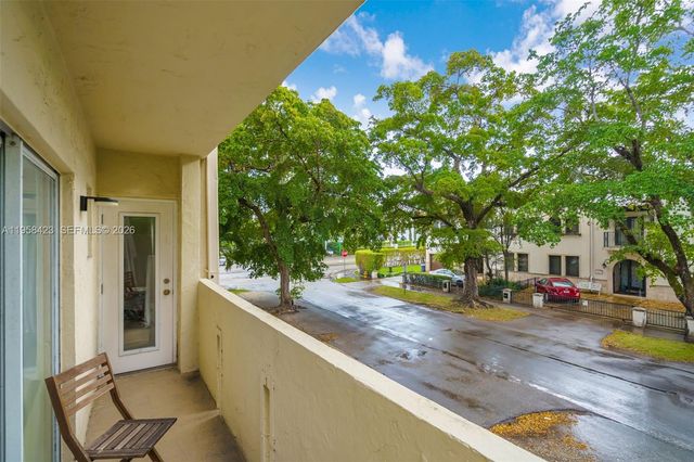 1650 S Le Jeune Rd 105, Coral Gables, FL 33134
