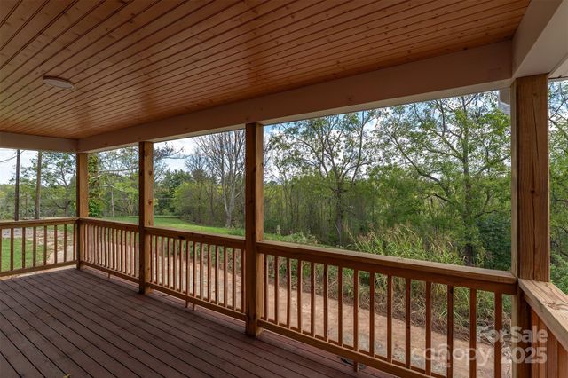 75 Panorama Drive, Asheville, NC 28806
