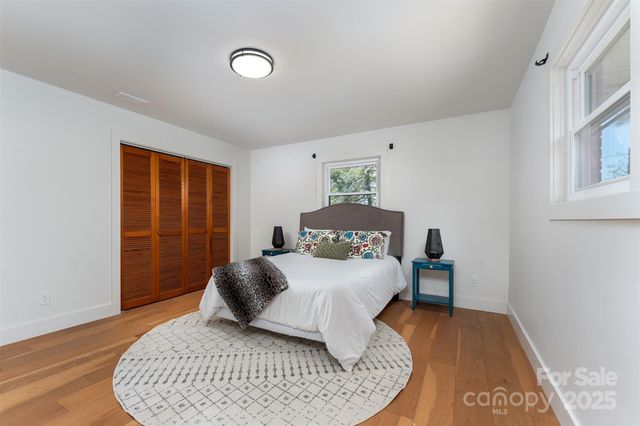 75 Panorama Drive, Asheville, NC 28806
