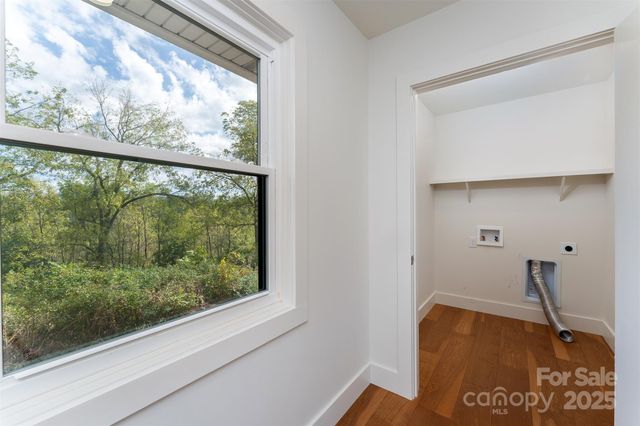75 Panorama Drive, Asheville, NC 28806