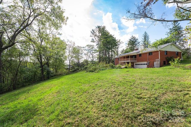 75 Panorama Drive, Asheville, NC 28806