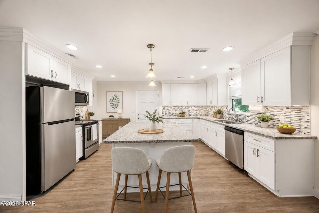 Image 9 of property listing at 101 Villa Court, Panama City Beach, FL 32413
