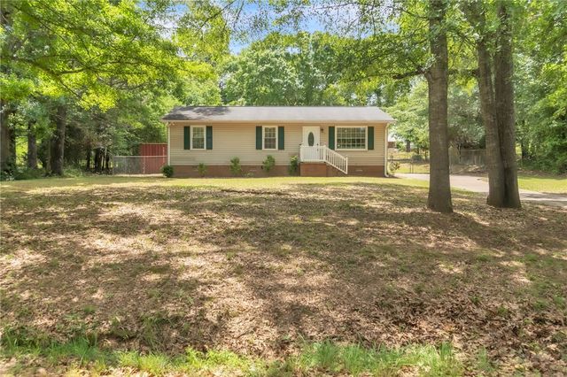 107 A Brookforest Drive, Belton, SC 29627
