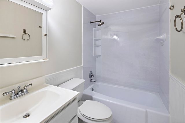 49 Worcester St 4, Boston, MA 02118