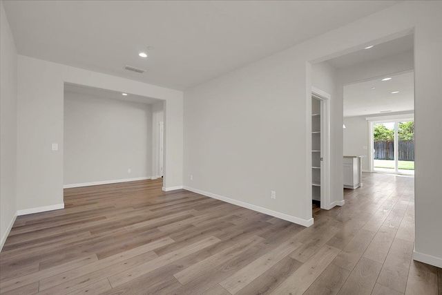 668 Atherton Way, Plumas Lake, CA 95961