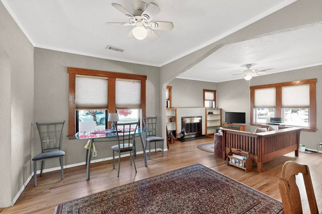 1424 Fruit Avenue NW, Albuquerque, NM 87104